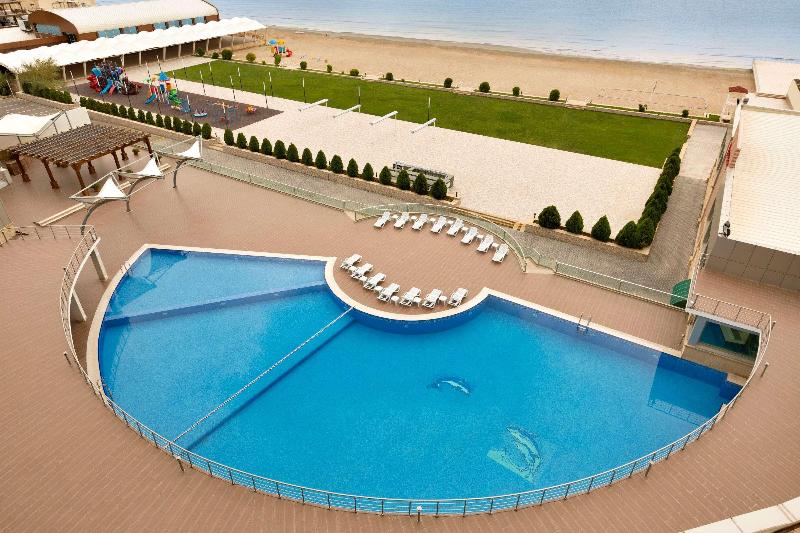 Ramada Baku Hotel - Havuz