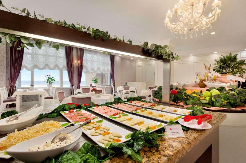 Ramada Baku Hotel - Restoran