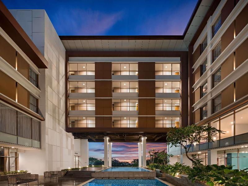 Mercure Padang - Genel