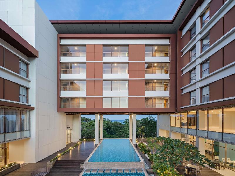 Mercure Padang - Genel