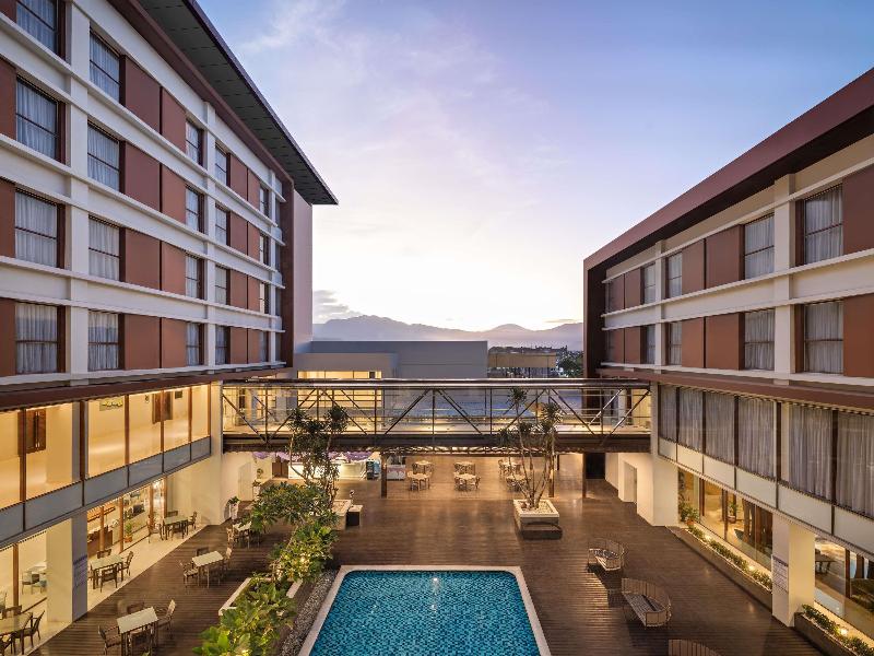 Mercure Padang - Genel