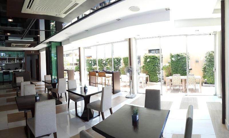 April Suites - Restoran