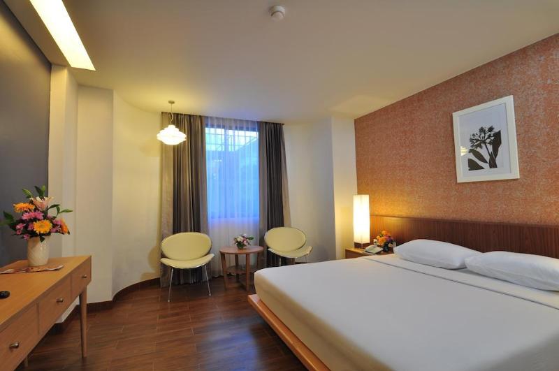 Flipper Lodge Hotel - Genel