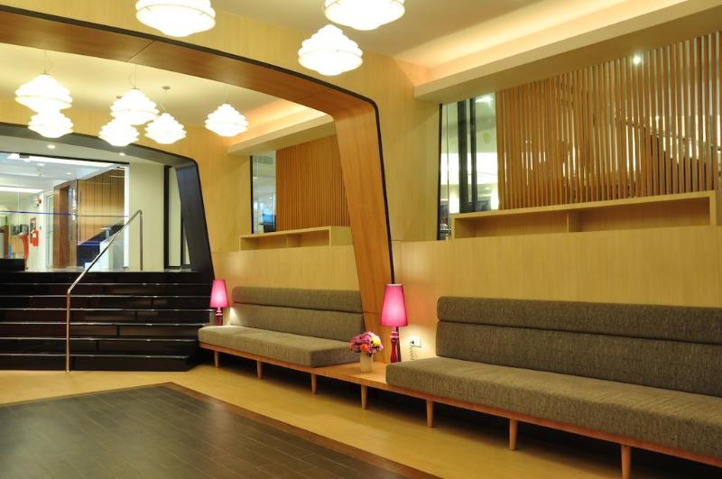 Flipper Lodge Hotel - Genel