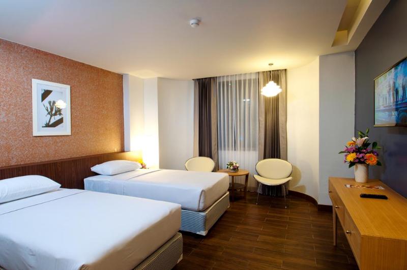 Flipper Lodge Hotel - Oda