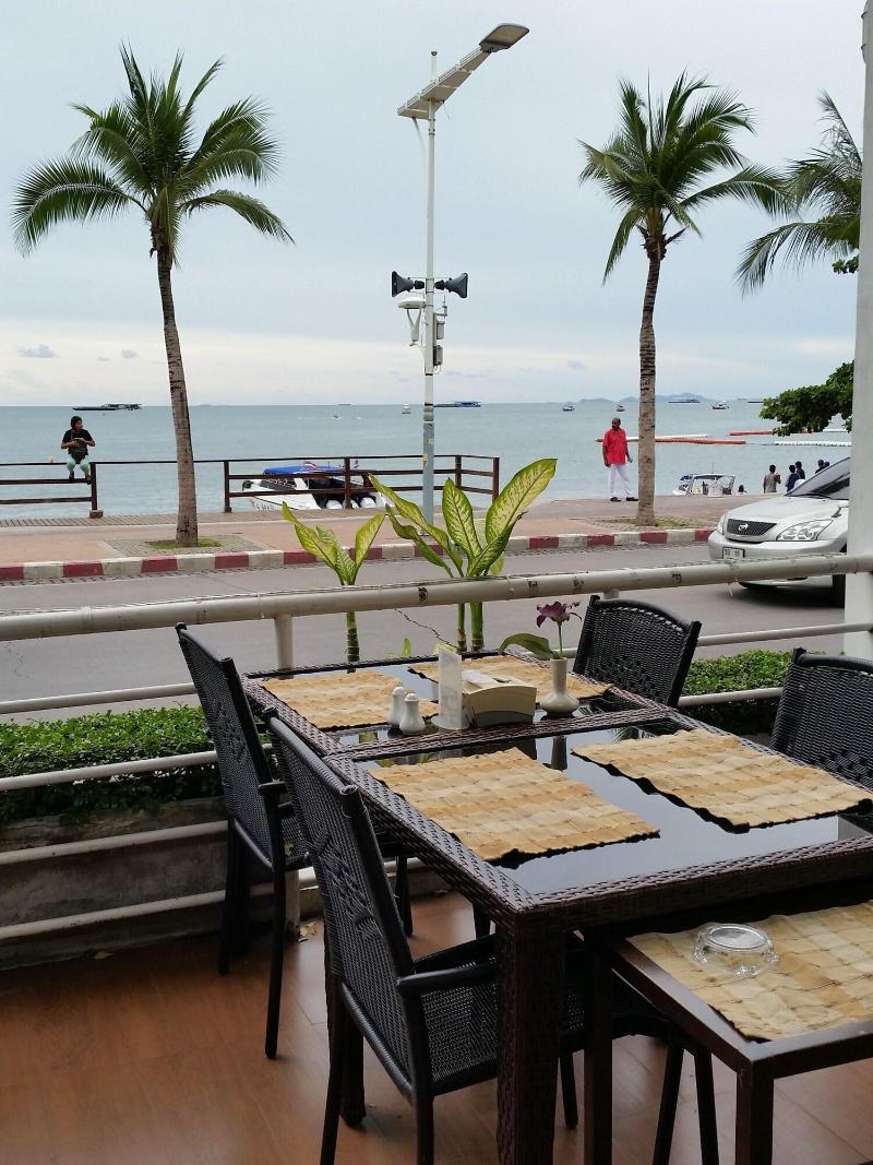 Nautical Inn - Bar