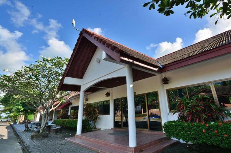 Alongkot Beach Resort - Genel