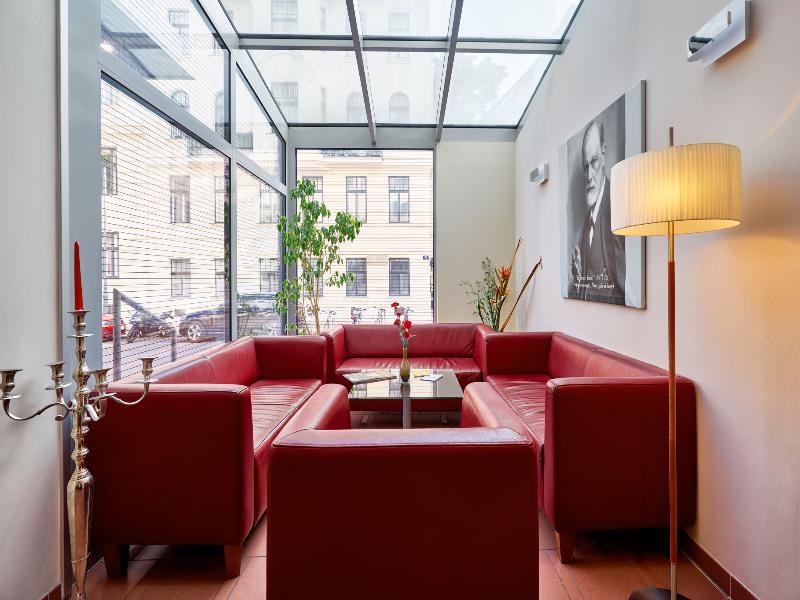 Hotel Strudlhof - Lobi