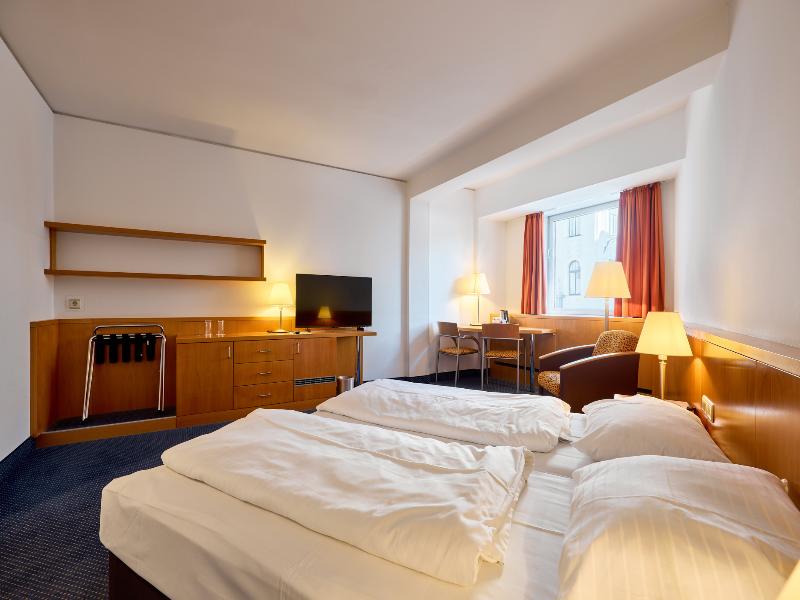 Hotel Strudlhof - Oda