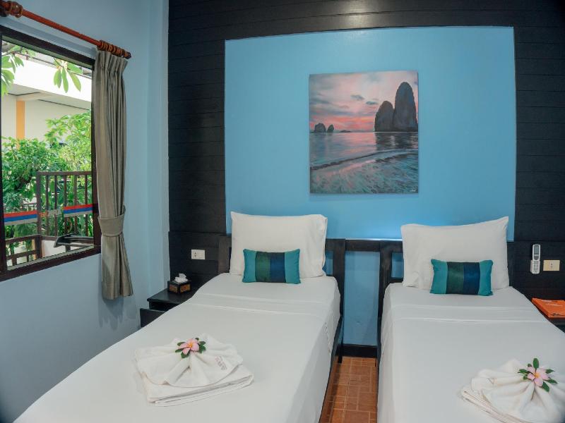 Ark Bar Beach Resort - Oda
