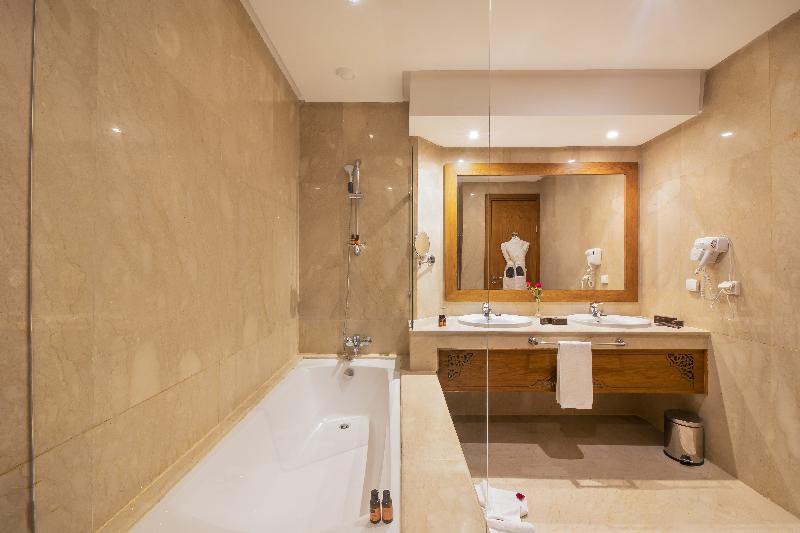 Grand Mogador  Sea View Tanger - Oda