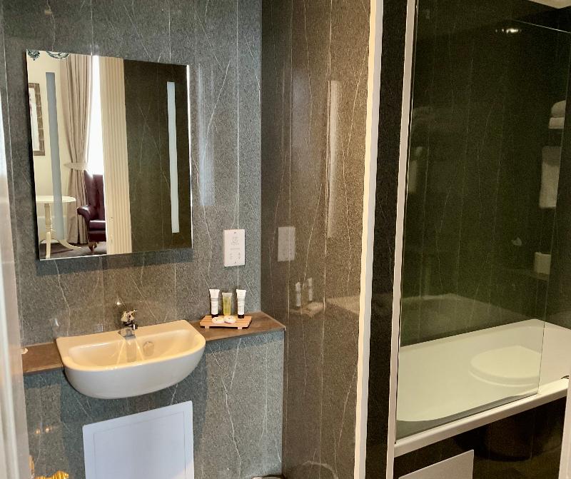 Royal Bath Hotel - Oda