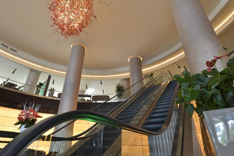Wyndham Grand Istanbul Europe - Lobi