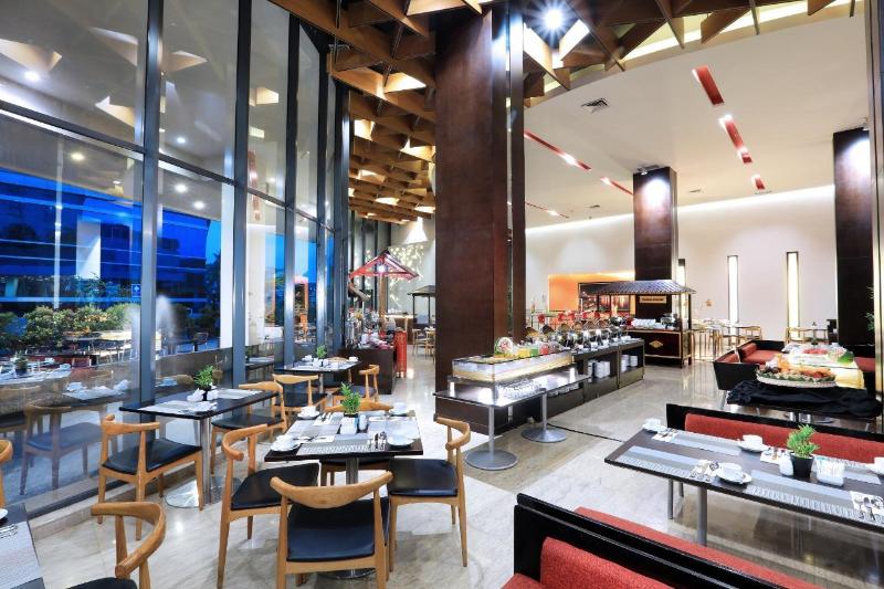 Aston Palembang Hotel & Conference Center - Restoran