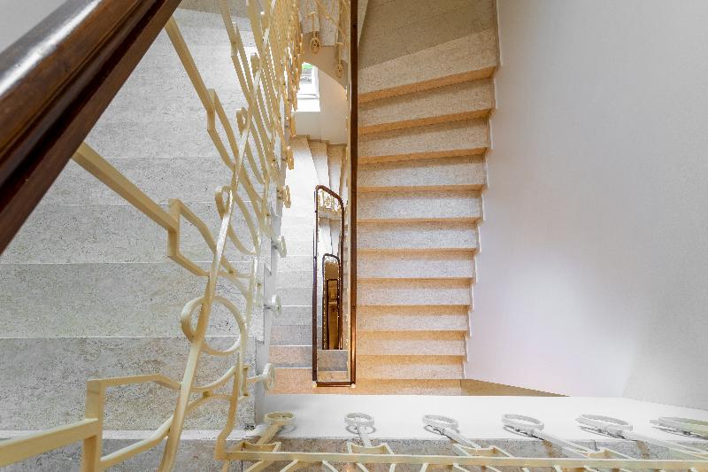 Theaterhotel & Suites Wien - Genel