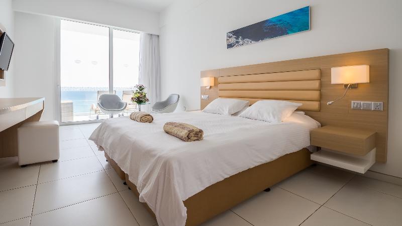 Vrissaki Beach Hotel - Genel