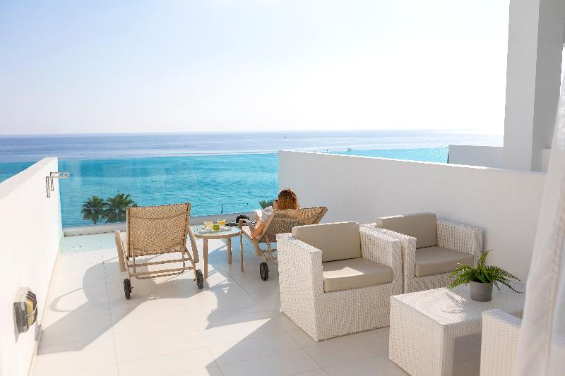 Vrissaki Beach Hotel - Oda