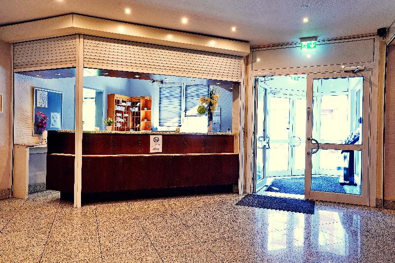 Hotel B99 - Lobi