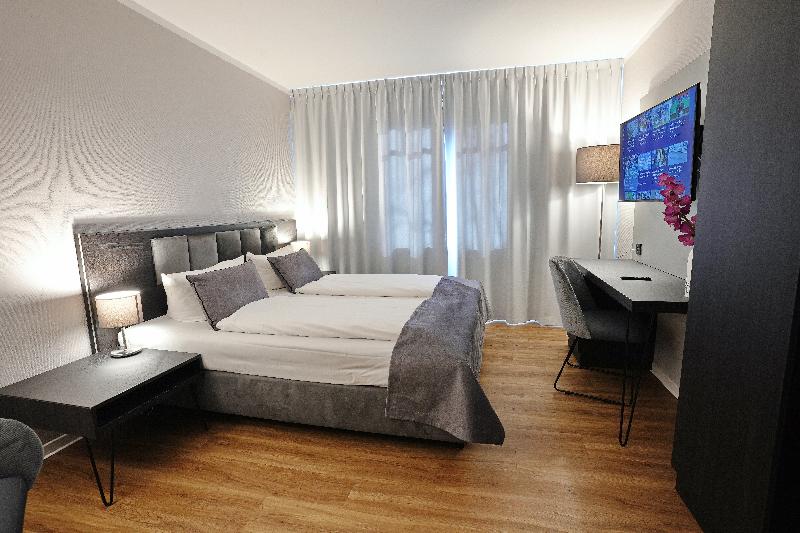Hotel B99 - Oda