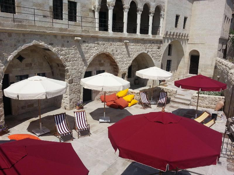 Dere Suites - Teras