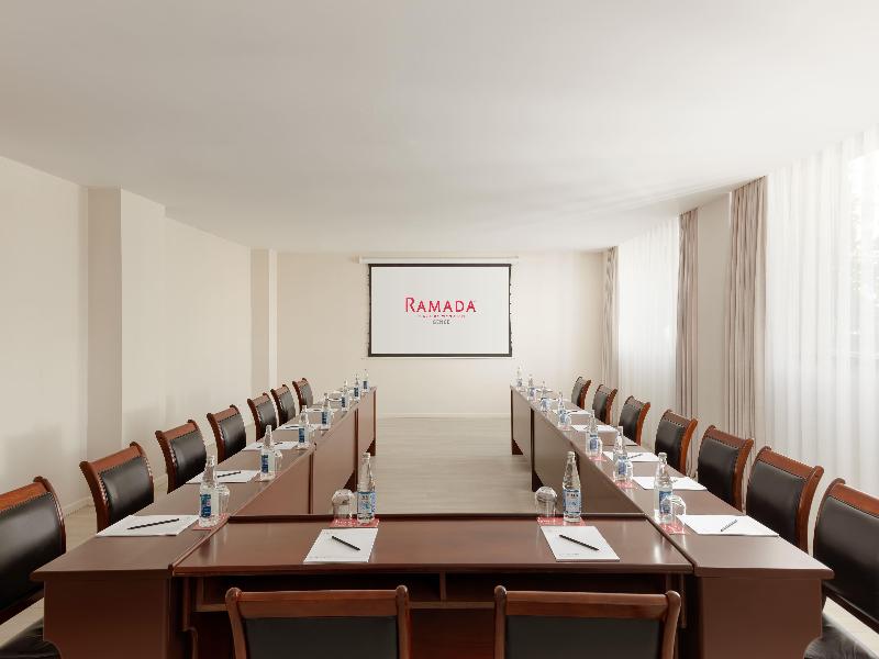 Ramada Plaza Gence - Toplantı