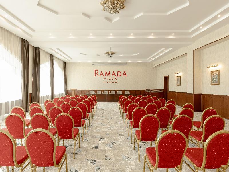 Ramada Plaza Gence - Toplantı