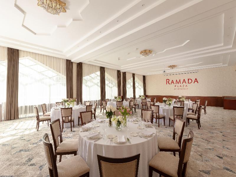 Ramada Plaza Gence - Toplantı