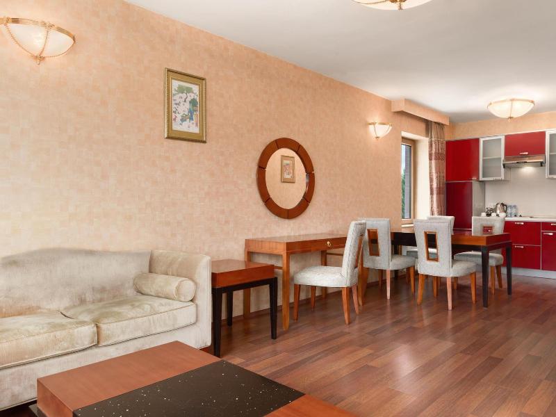 Ramada Plaza Gence - Genel