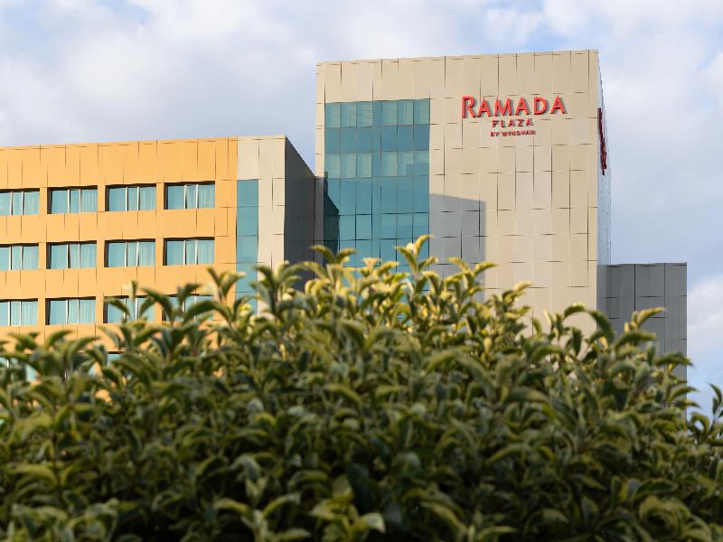 Ramada Plaza Gence - Genel