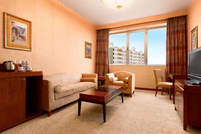 Ramada Plaza Gence - Oda