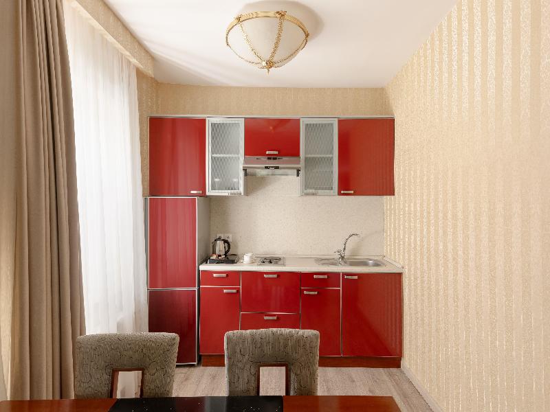 Ramada Plaza Gence - Oda