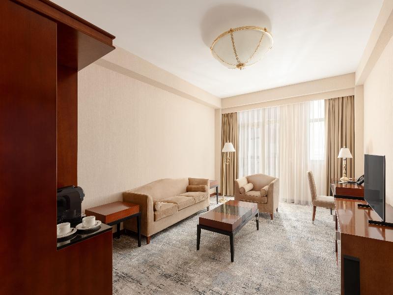 Ramada Plaza Gence - Oda