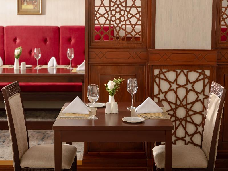 Ramada Plaza Gence - Restoran