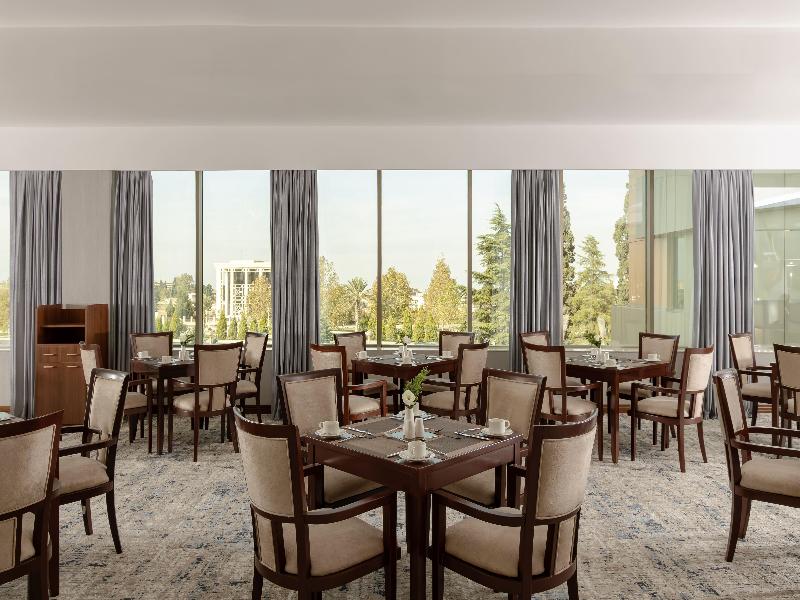 Ramada Plaza Gence - Restoran