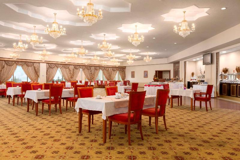 Ramada Plaza Gence - Restoran