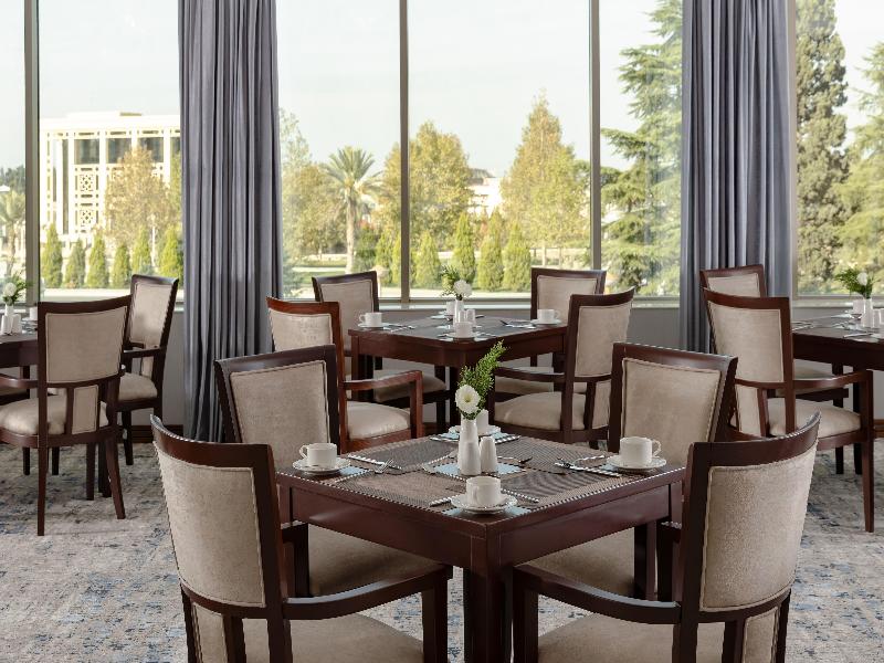 Ramada Plaza Gence - Restoran