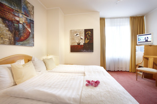 Hotel Danischer Hof Altenholz by Tulip Inn fotoÄŸrafÄ±