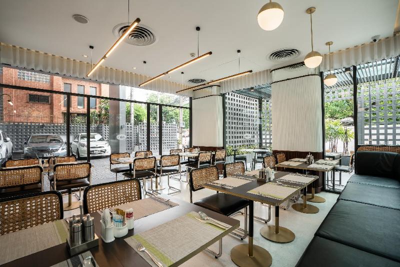 Hotel Amber Sukhumvit 85 - Restoran
