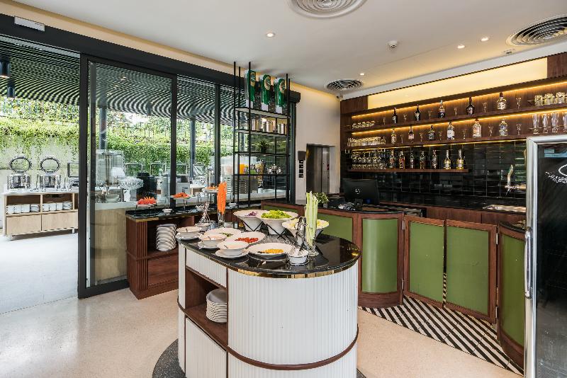 Hotel Amber Sukhumvit 85 - Restoran