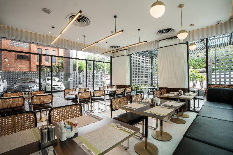 Hotel Amber Sukhumvit 85 - Restoran