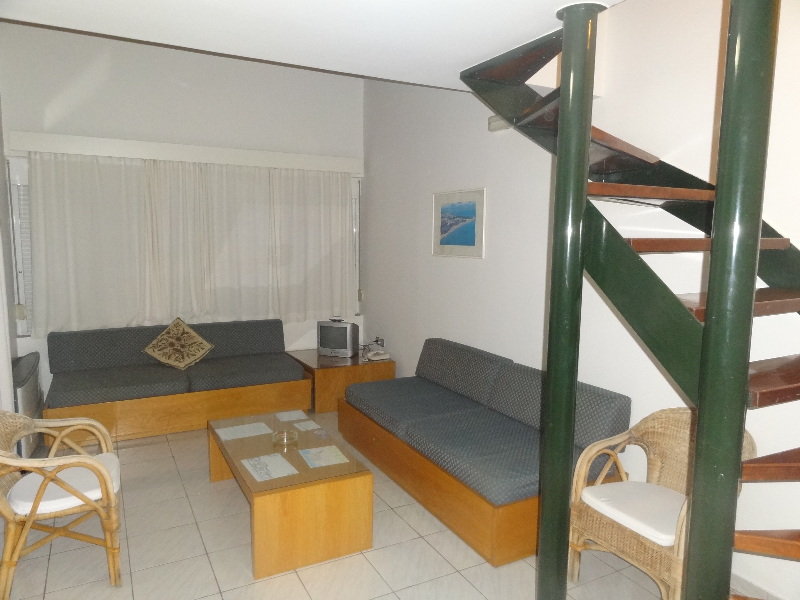 Creta Elena - Genel