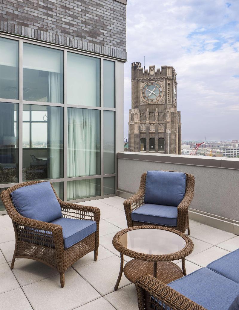 Hilton Garden Inn Long Island City New York - Bar