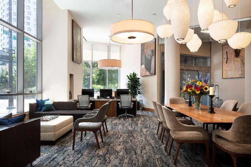 Hilton Garden Inn Long Island City New York - Lobi