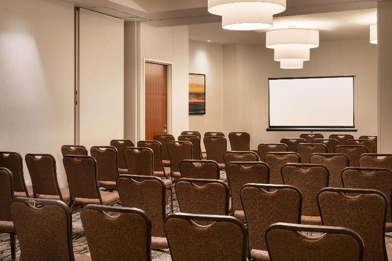 Hilton Garden Inn Long Island City New York - Toplantı