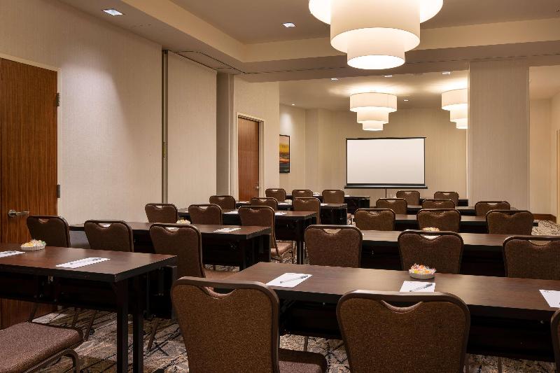 Hilton Garden Inn Long Island City New York - Toplantı