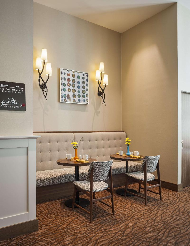Hilton Garden Inn Long Island City New York - Restoran