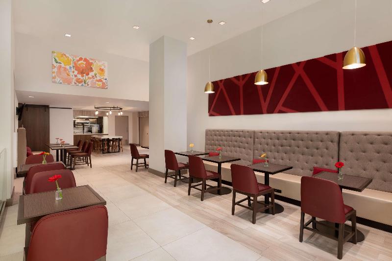 Hilton Garden Inn Long Island City New York - Restoran
