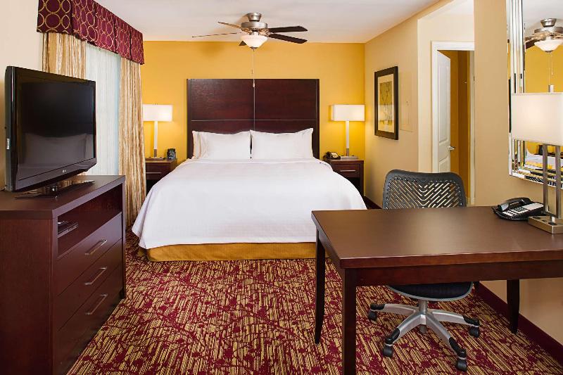 Homewood Suites by Hilton Carle Place - Garden Cit - Oda