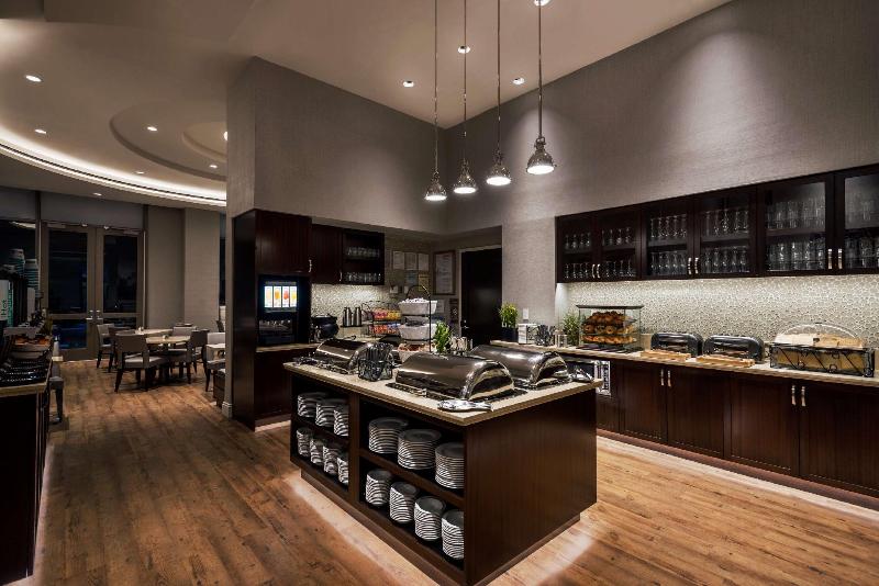 Homewood Suites by Hilton New York/Midtown Manhatt - Restoran