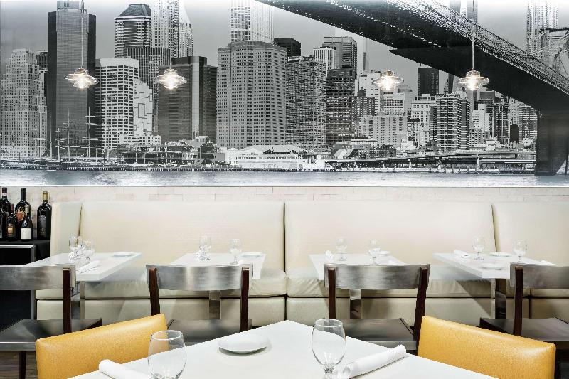 Hilton Garden Inn New York/Times Square Central - Restoran